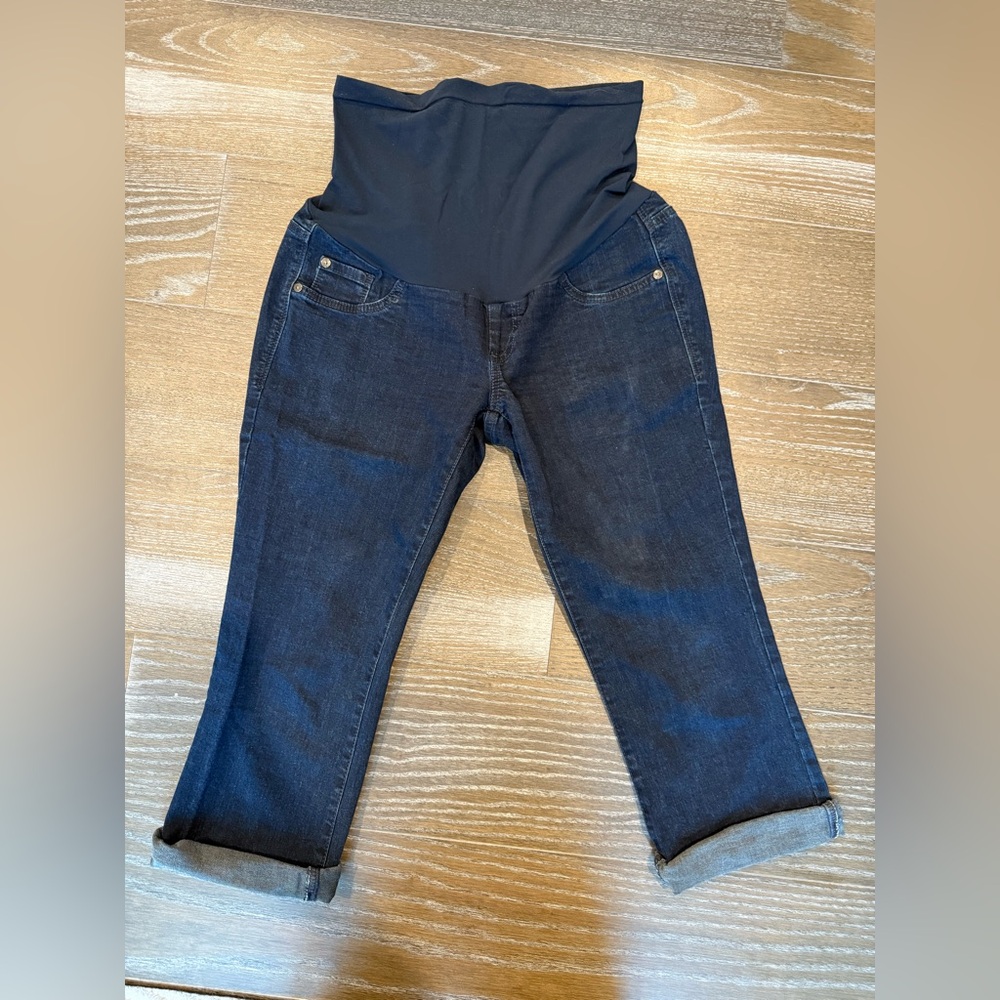 Motherhood Indigo Blue Maternity Capri Jeans